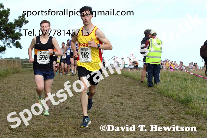 Senior mens 2021 North Eastern Harrier League, Druridge Bay. Photo: David T. Hewitson/Sports for All Pics